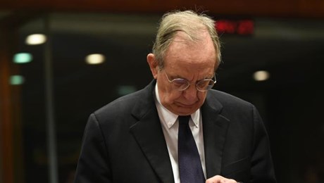 Padoan replica a Renzi: «Non sprecheremo la manovra: l'obiettivo è lasciare conti in ordine»